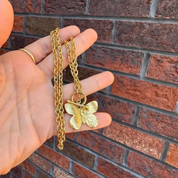 Butterfly 18K Gold Stainless Steel Waterproof Necklace - Picture 6 of 13